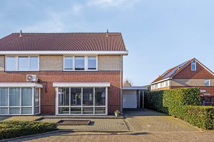 Photo 37 of Eisenhowerstraat 3