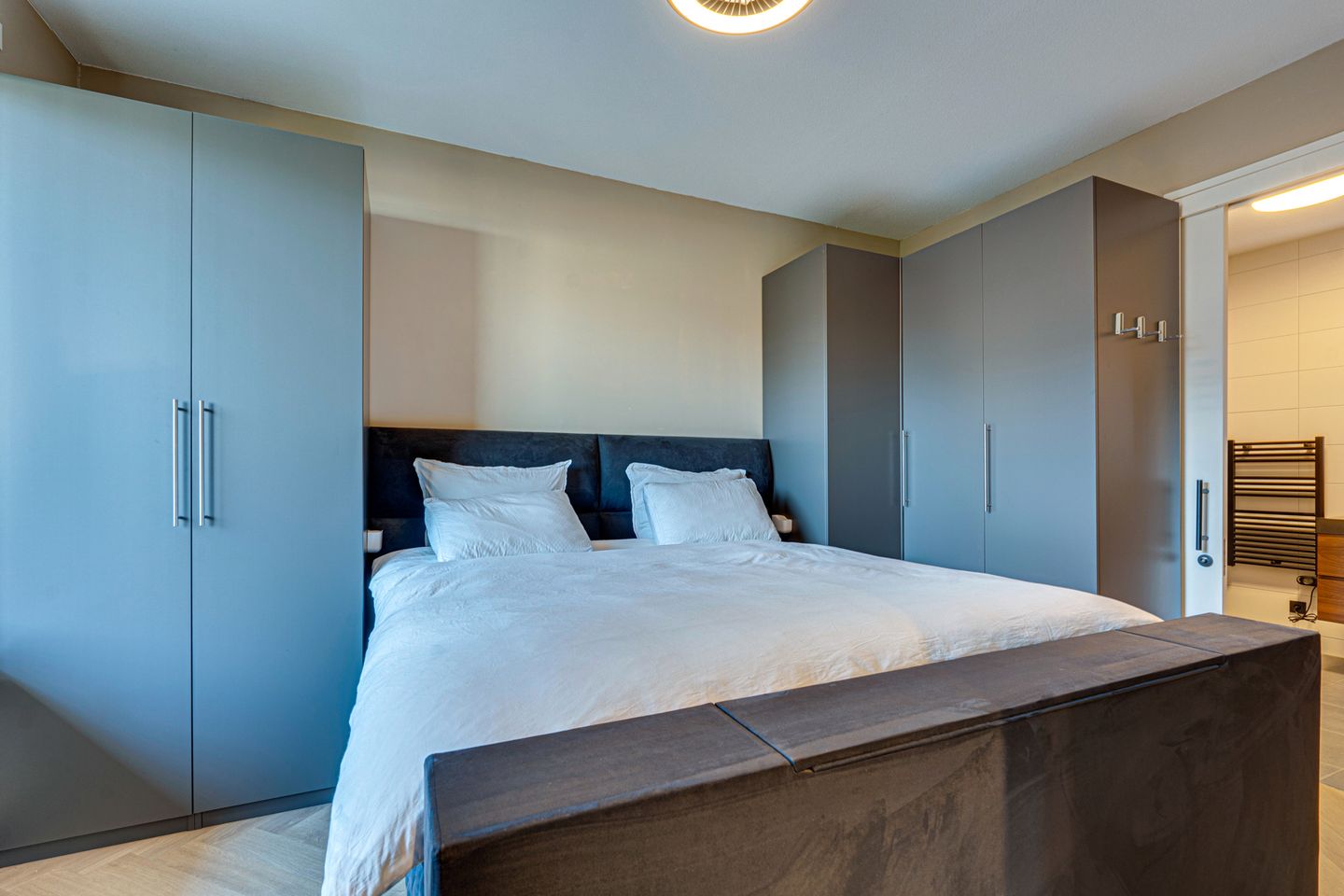 Photo 29 of Schuttershof 10-08