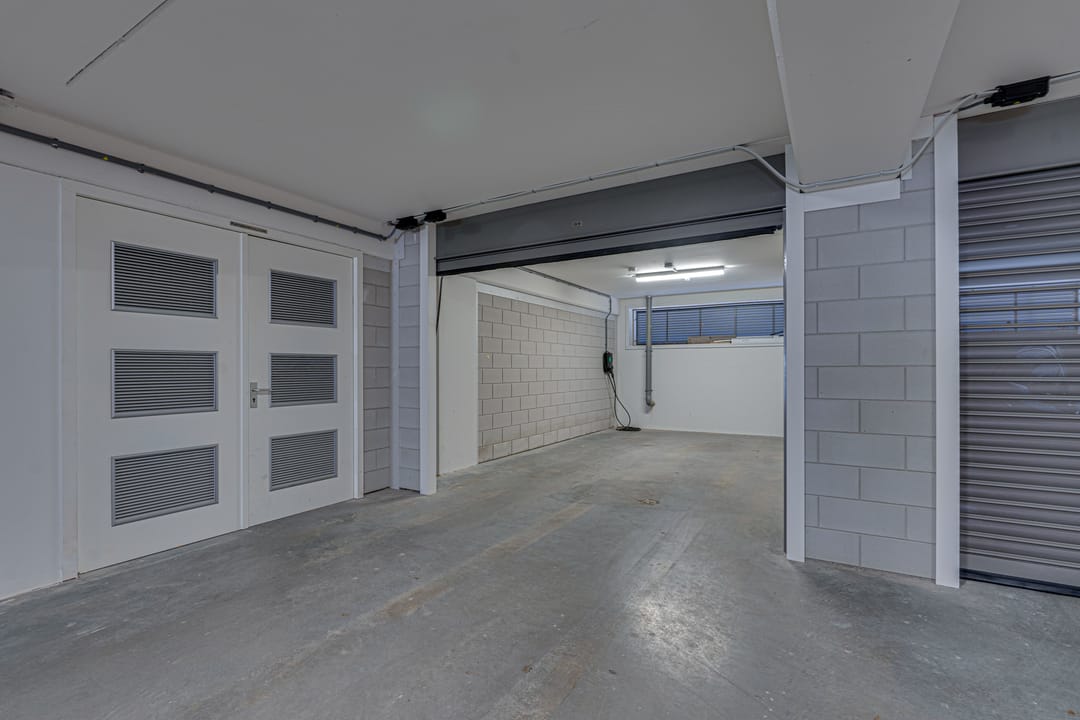 Photo 43 of Schuttershof 10-08