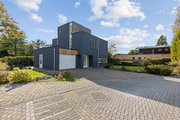 Photo 1 of Houtingstraat 10