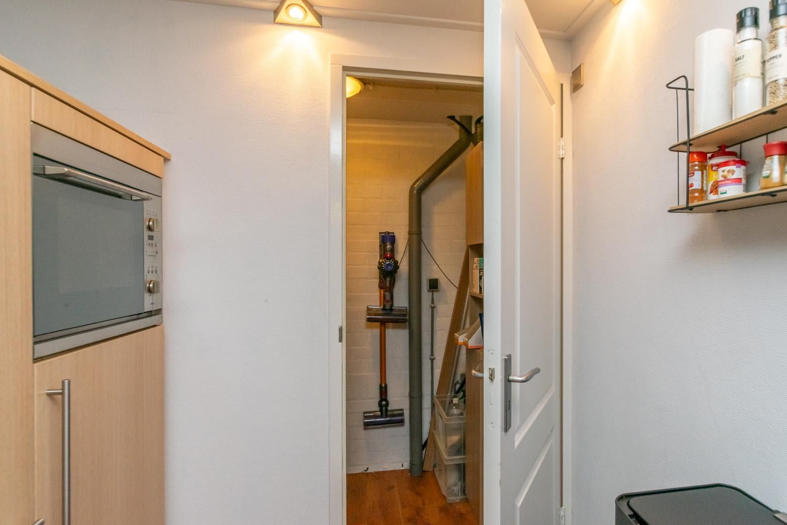 Foto 15 van De Mast 14