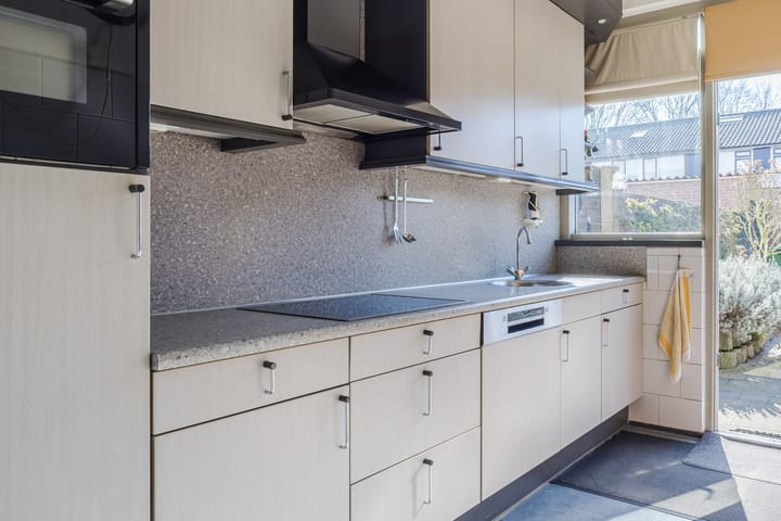 Foto 10 van Vergardestraat 25