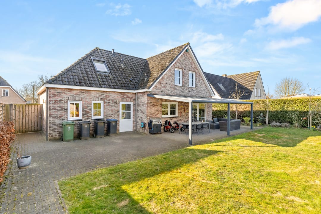 Photo 31 of Mgr. L. Dobbelaarstraat 8