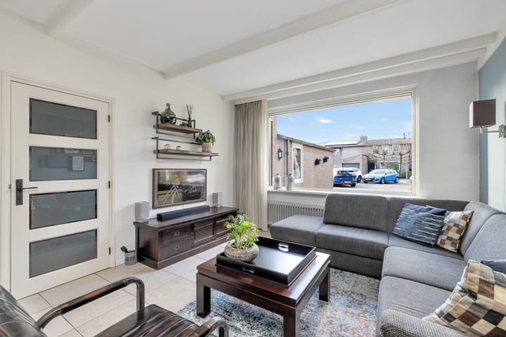 Foto 12 van Tarantostraat 5