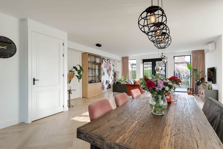 Photo 11 of Heemraad 1