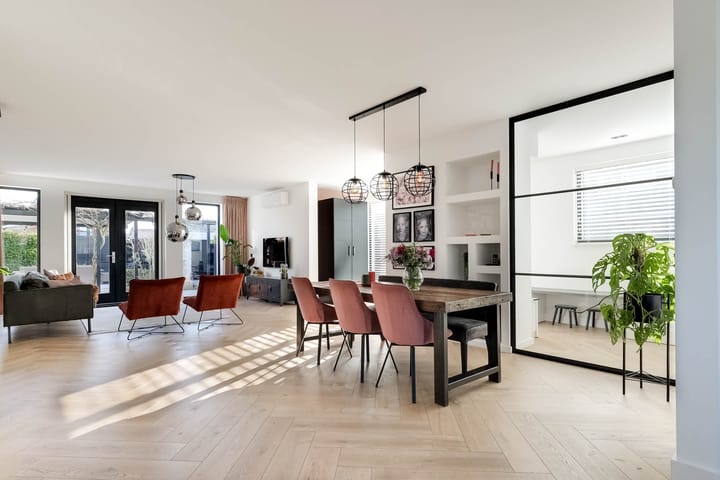 Photo 12 of Heemraad 1