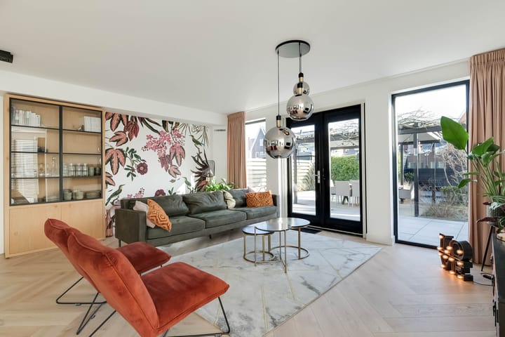 Photo 16 of Heemraad 1