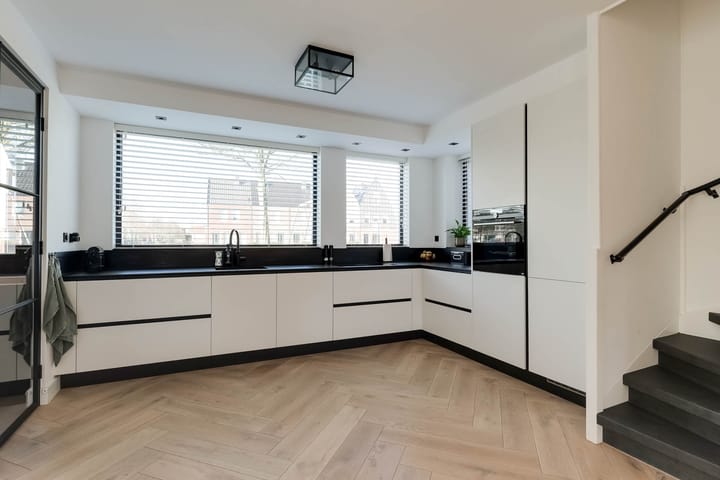 Photo 21 of Heemraad 1