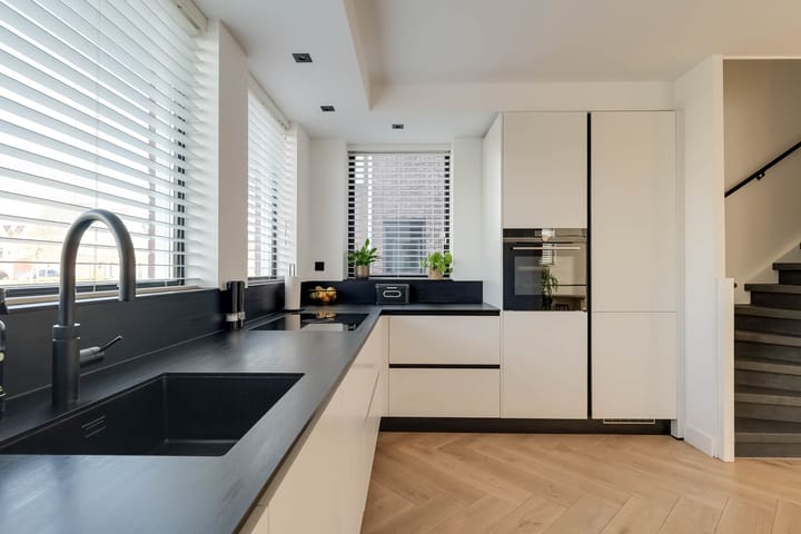 Photo 23 of Heemraad 1