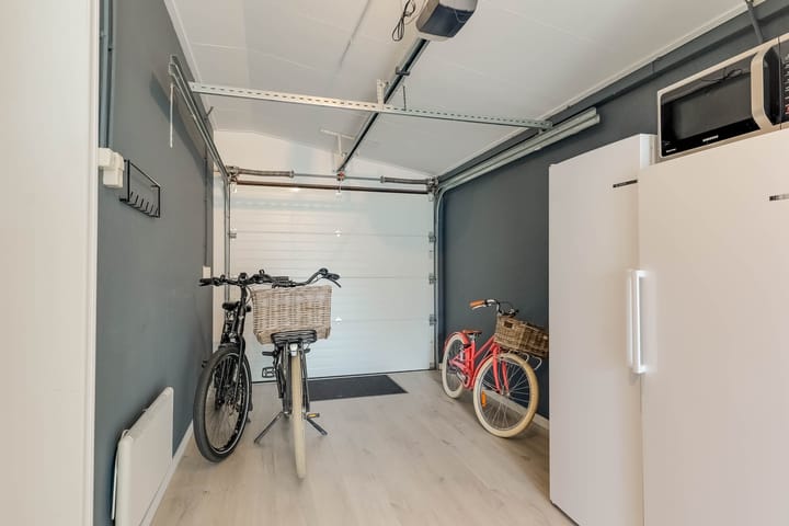 Photo 28 of Heemraad 1