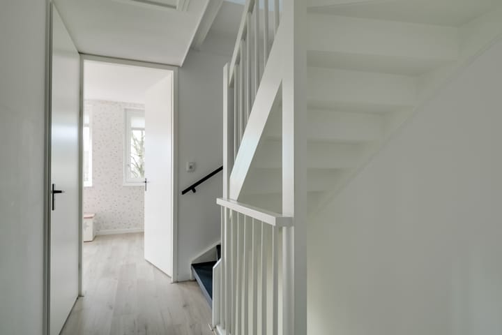 Photo 34 of Heemraad 1