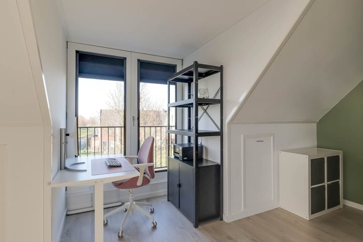 Photo 48 of Heemraad 1