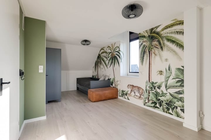 Photo 49 of Heemraad 1