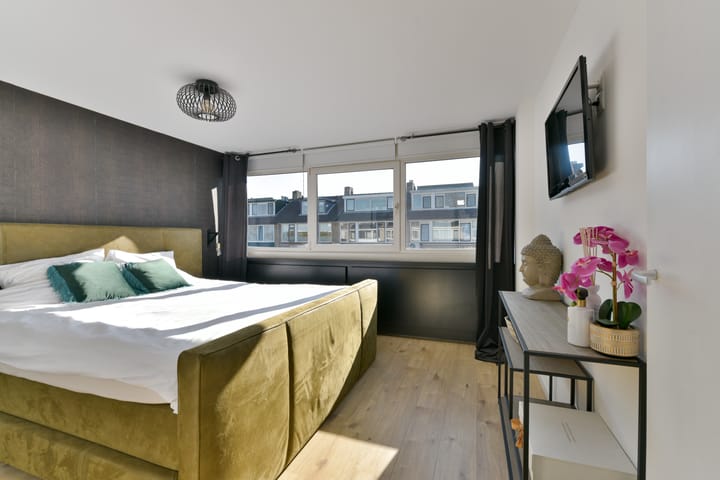 Photo 22 of Wibautstraat 7