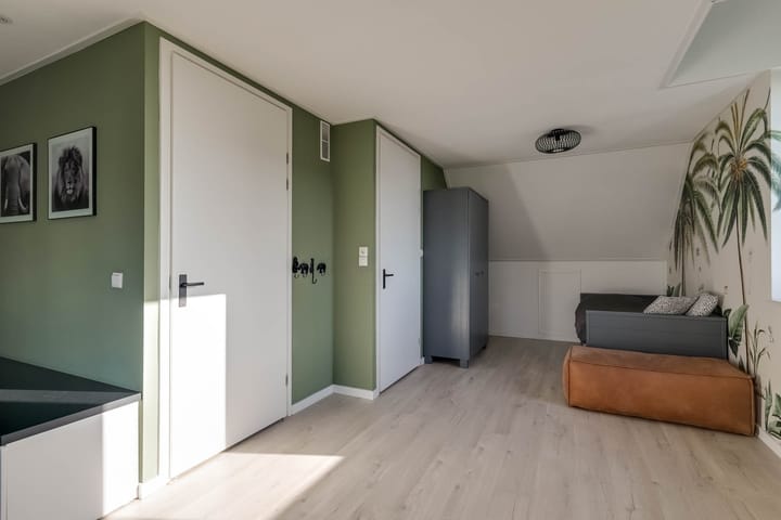 Photo 51 of Heemraad 1