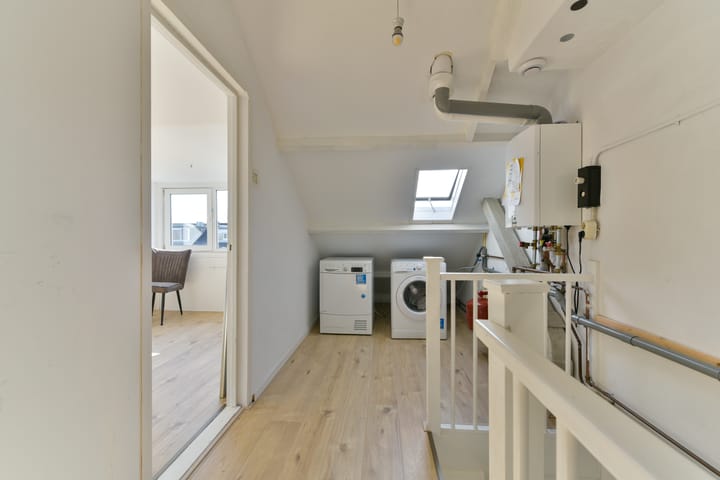 Photo 35 of Wibautstraat 7