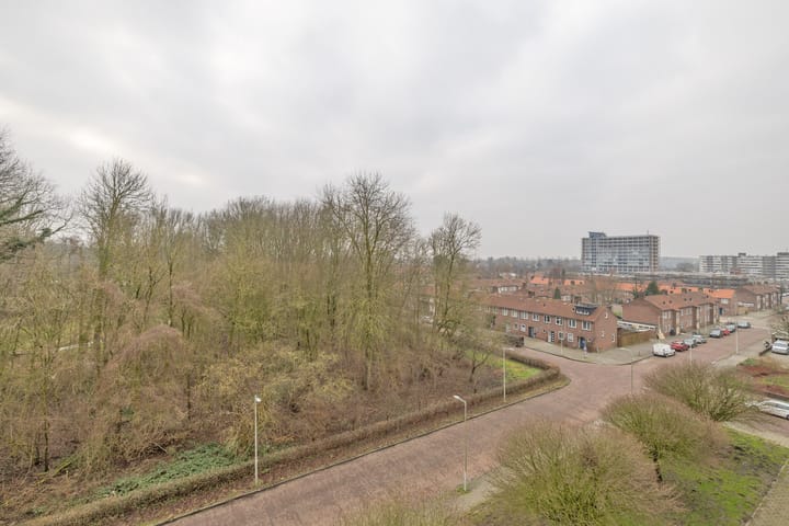 Photo 22 of Eastonstraat 45