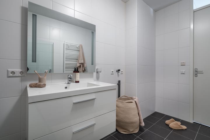 Photo 15 of Broeder Alarmstraat 51