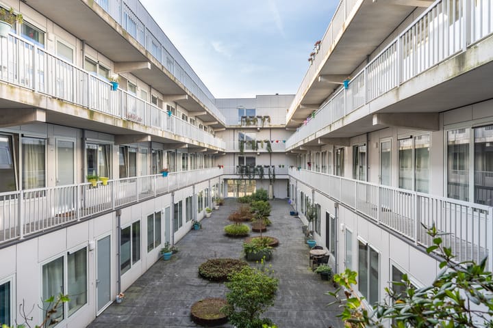 Photo 23 of Broeder Alarmstraat 51