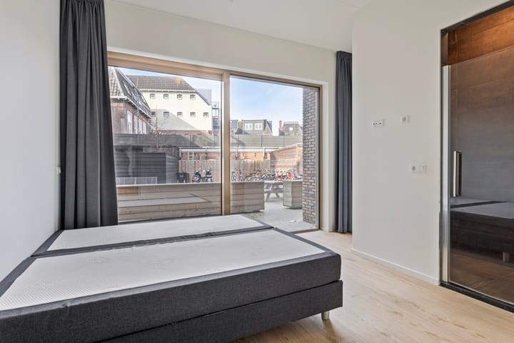 Foto 11 van Westerhavenstraat 45