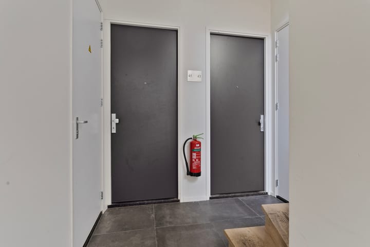 Foto 17 van Westerhavenstraat 45