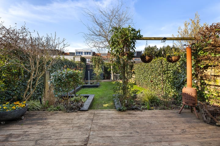 Foto 2 van De Ruyterstraat 84