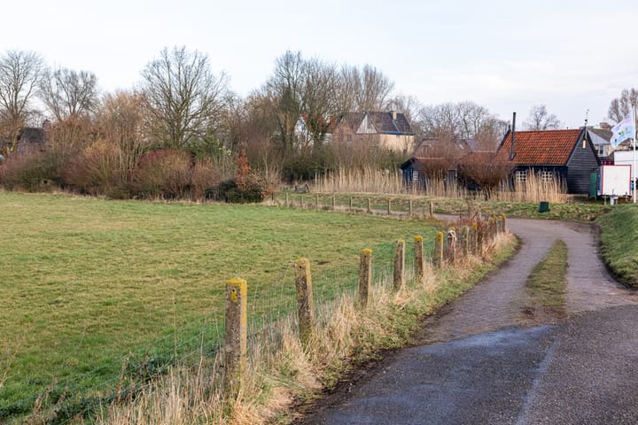 Foto 8 van Provincialeweg West 74