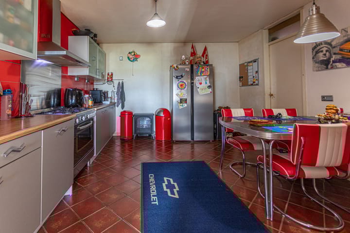 Foto 36 van Provincialeweg West 74