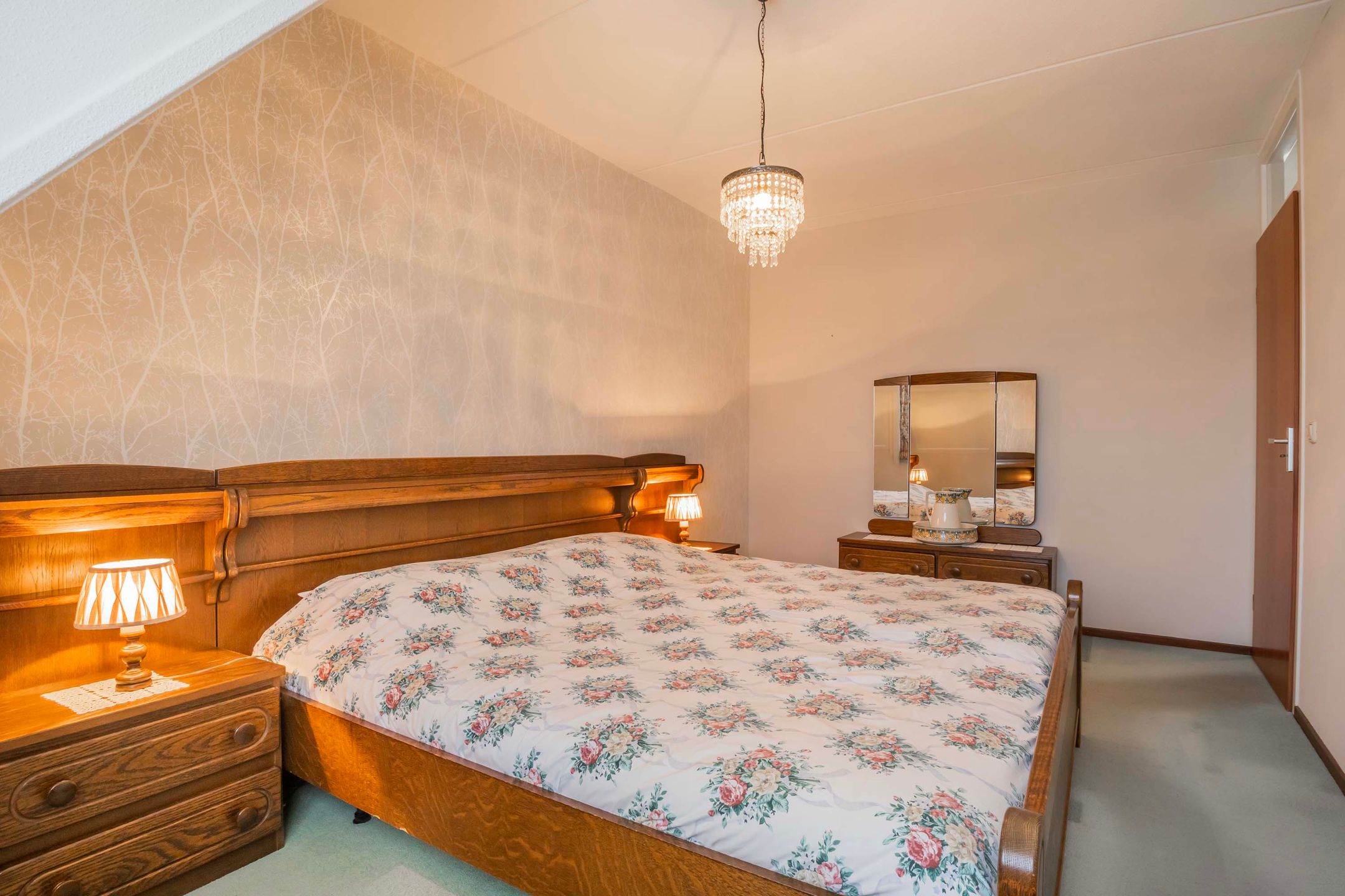 Foto 18 van Coniferenlaan 7