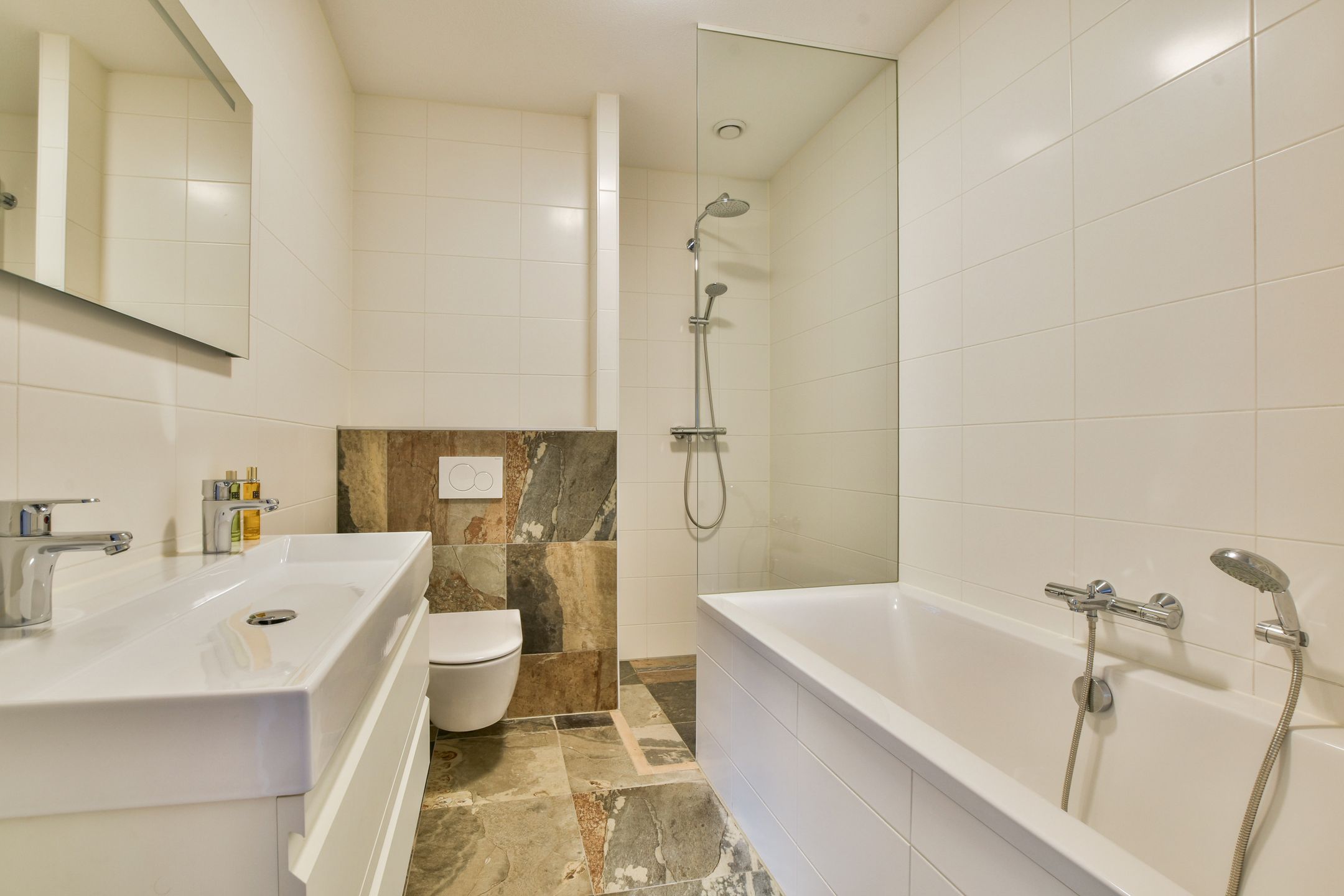 Foto 24 van Violette Corneliushof 11