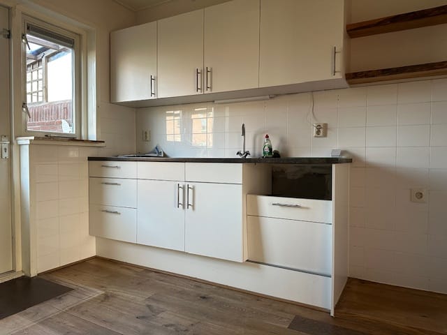 Foto 8 van Oosterweidestraat 136