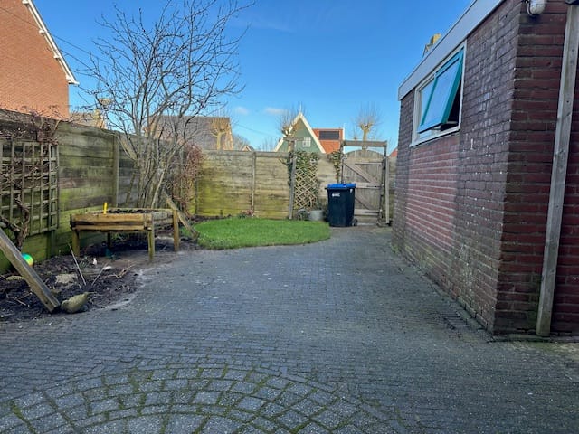 Foto 12 van Oosterweidestraat 136