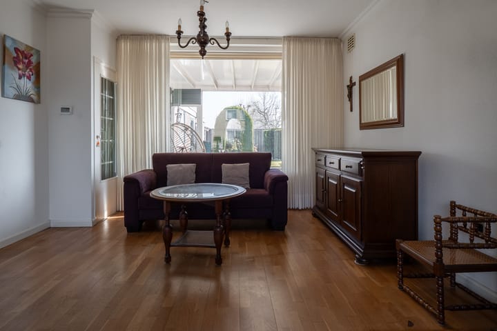 Foto 9 van Pastoor Gloerichstraat 39