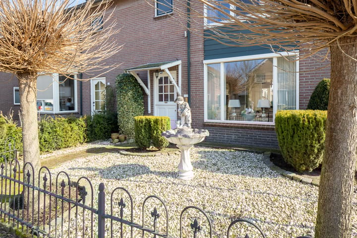 Foto 30 van Pastoor Gloerichstraat 39