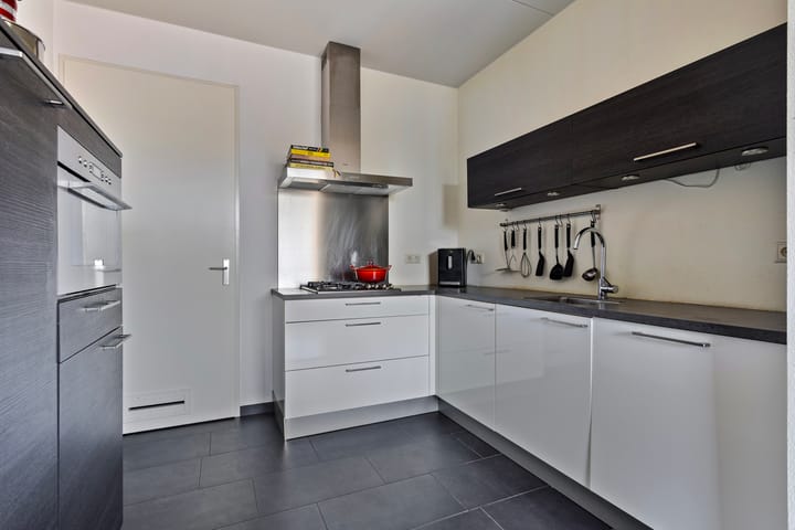 Photo 17 of Parkstraat 24