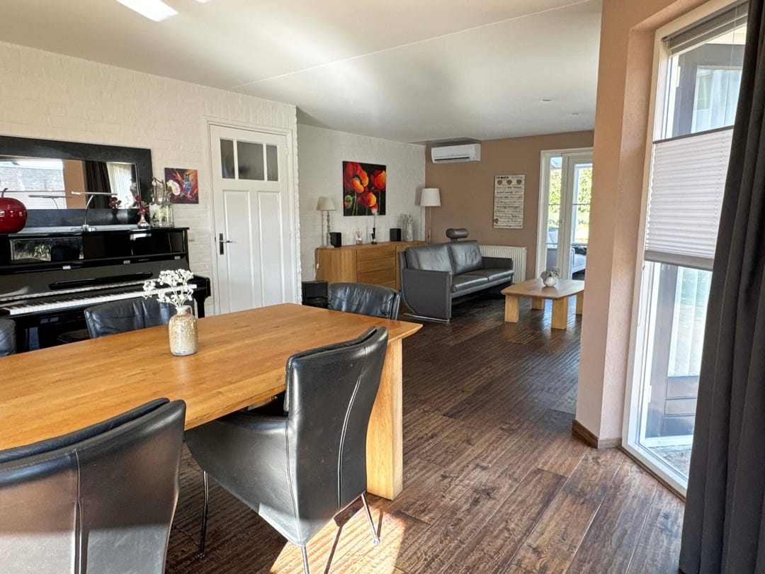 Foto 16 van Sering 3