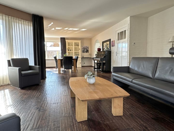 Foto 19 van Sering 3