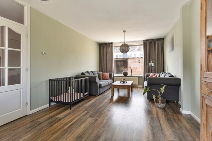 Foto 2 van Molukkenstraat 18