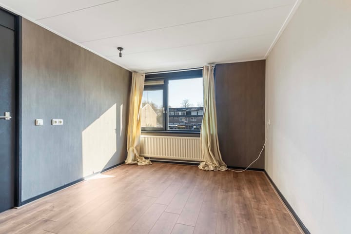 Foto 13 van Schrijnwerkershorst 703