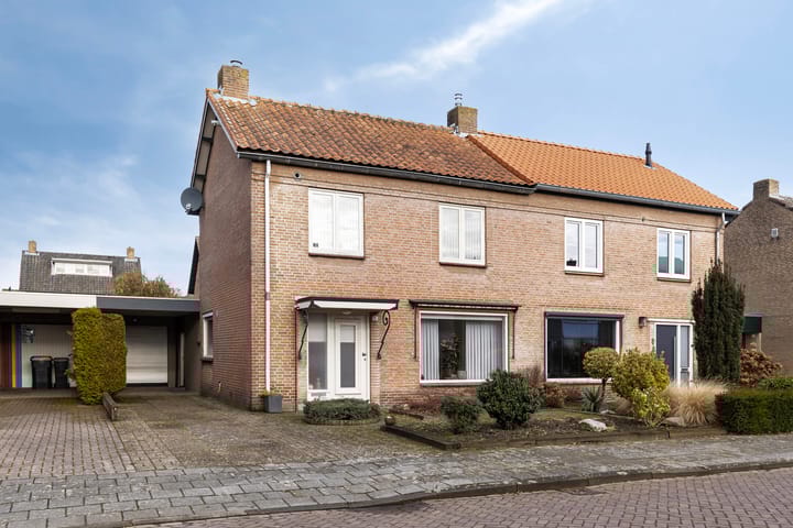 Pastoor van Rielstraat 10