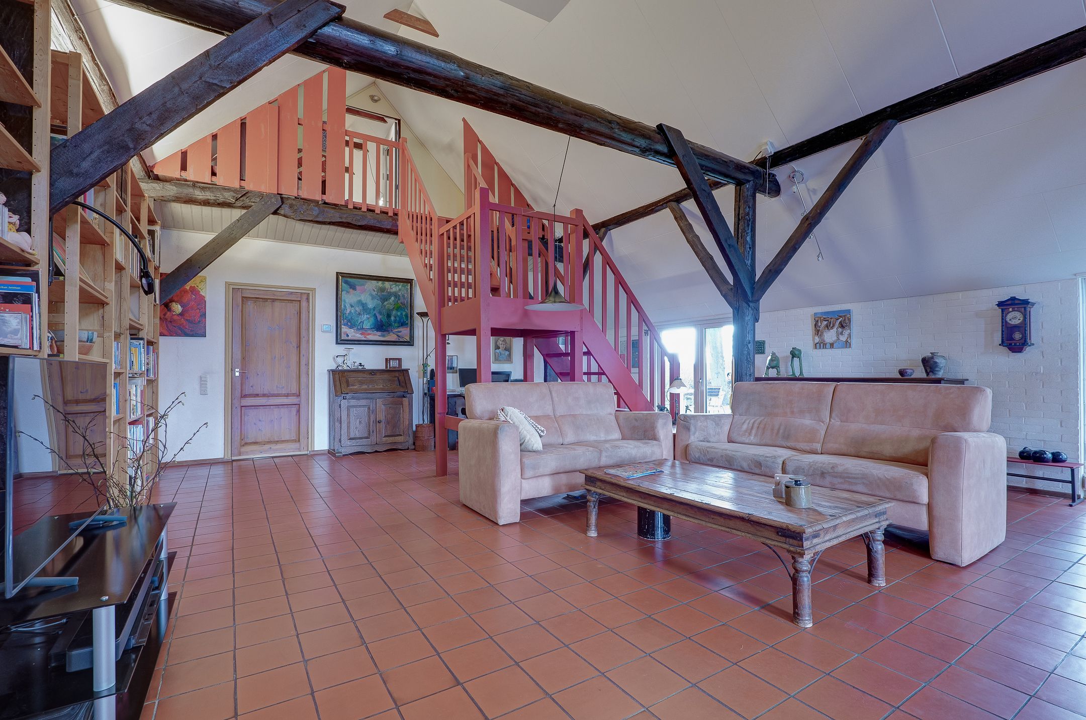 Photo 6 of Looveen 1