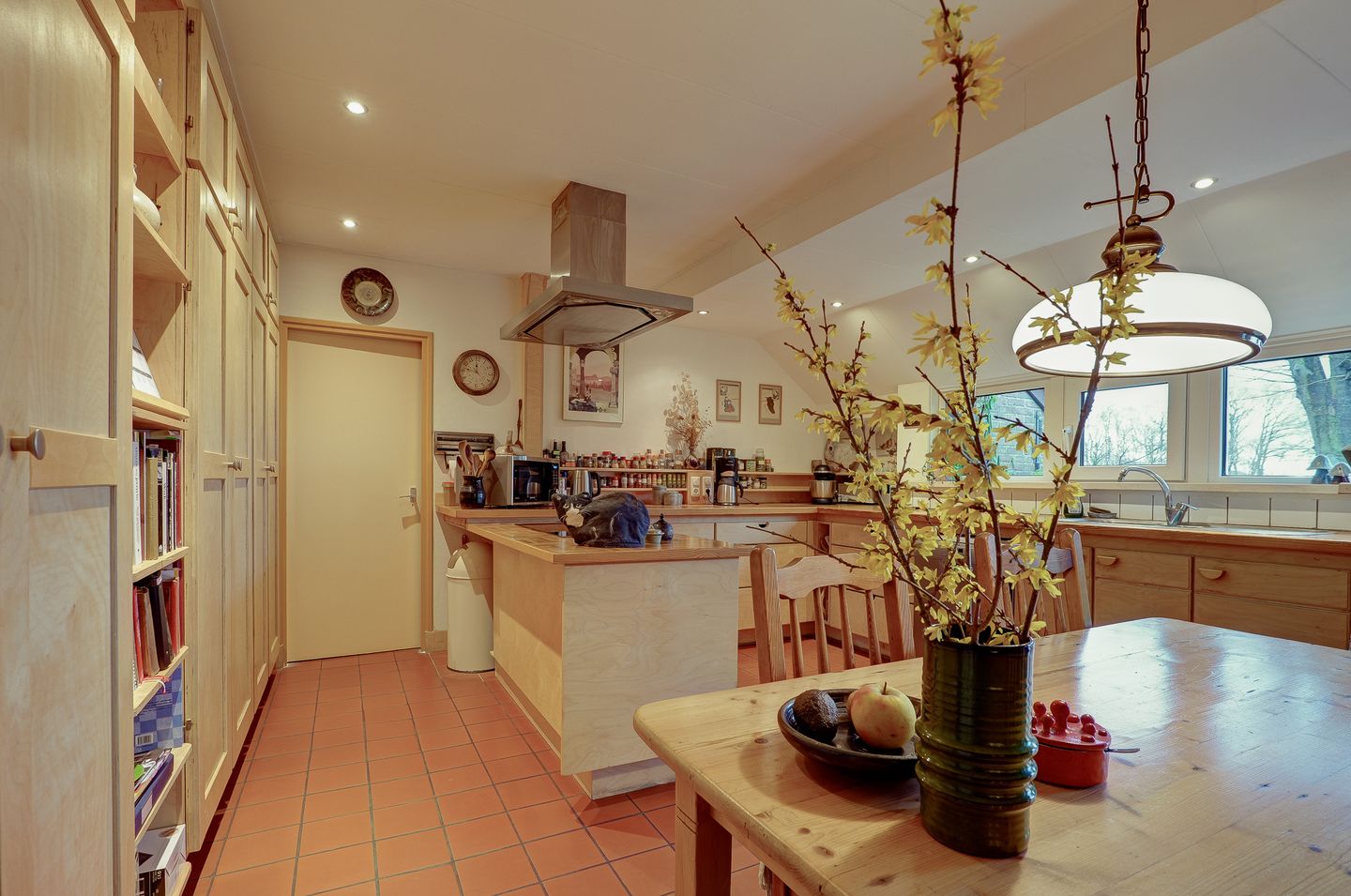 Photo 14 of Looveen 1