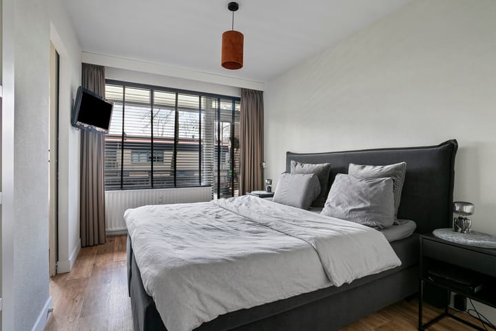 Foto 16 van Hobokenstraat 183