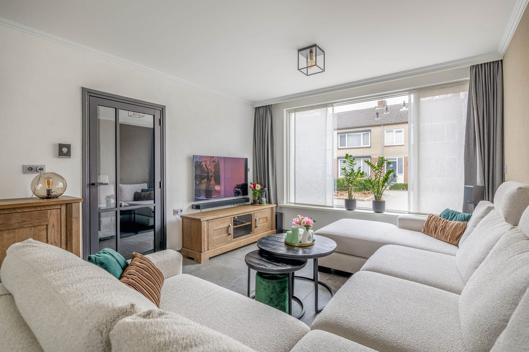 Foto 7 van Van Oost-Frieslandstraat 90