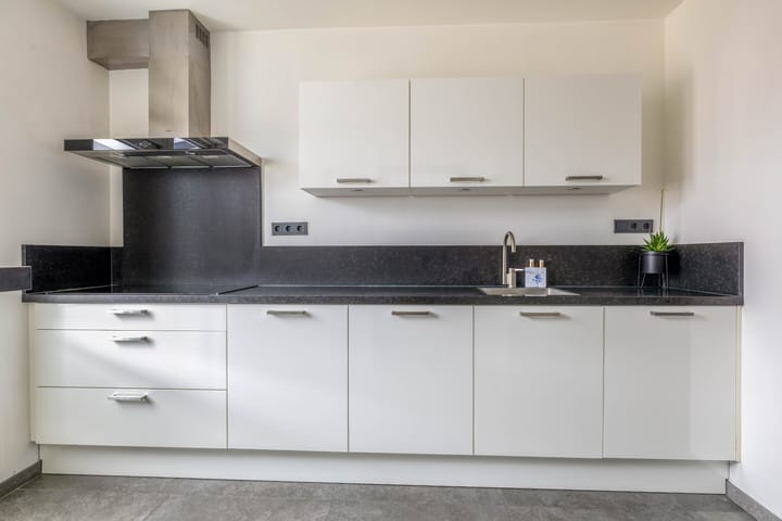 Foto 11 van Van Oost-Frieslandstraat 90