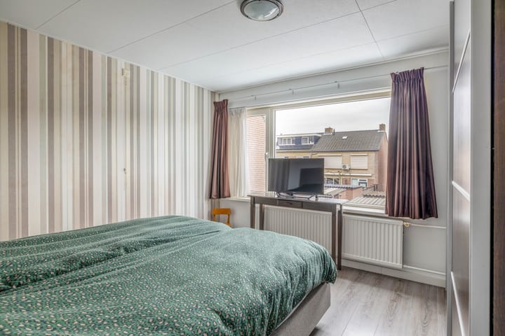 Foto 19 van Van Oost-Frieslandstraat 90