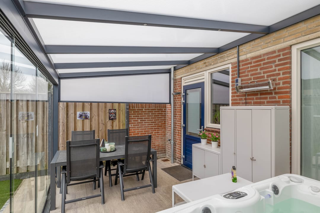 Foto 26 van Van Oost-Frieslandstraat 90