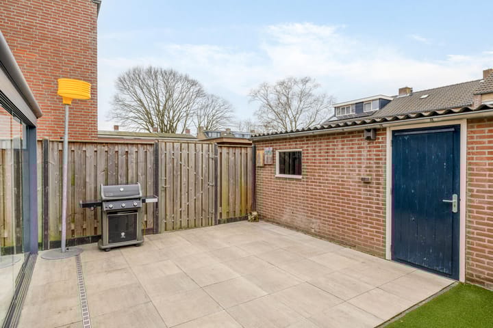 Foto 27 van Van Oost-Frieslandstraat 90