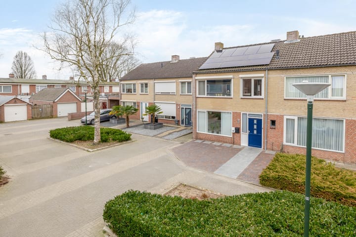 Foto 30 van Van Oost-Frieslandstraat 90