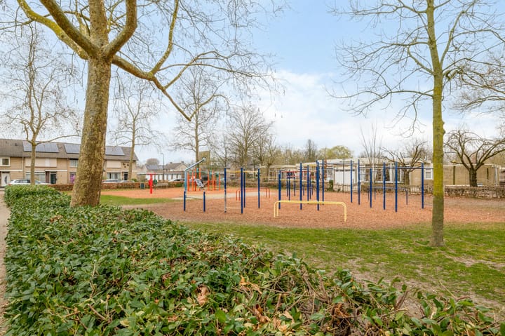 Foto 32 van Van Oost-Frieslandstraat 90